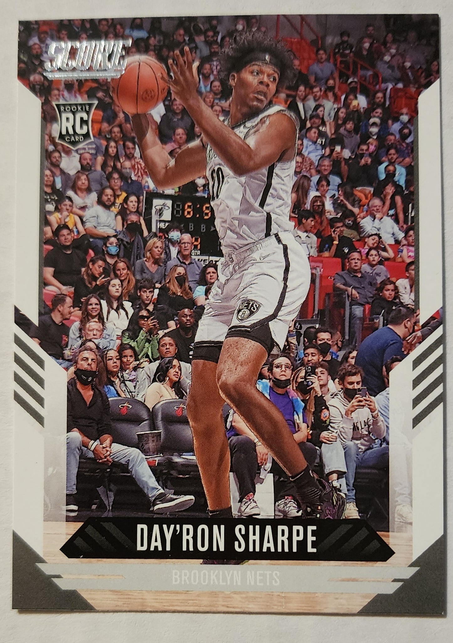 Day'Ron Sharpe 139